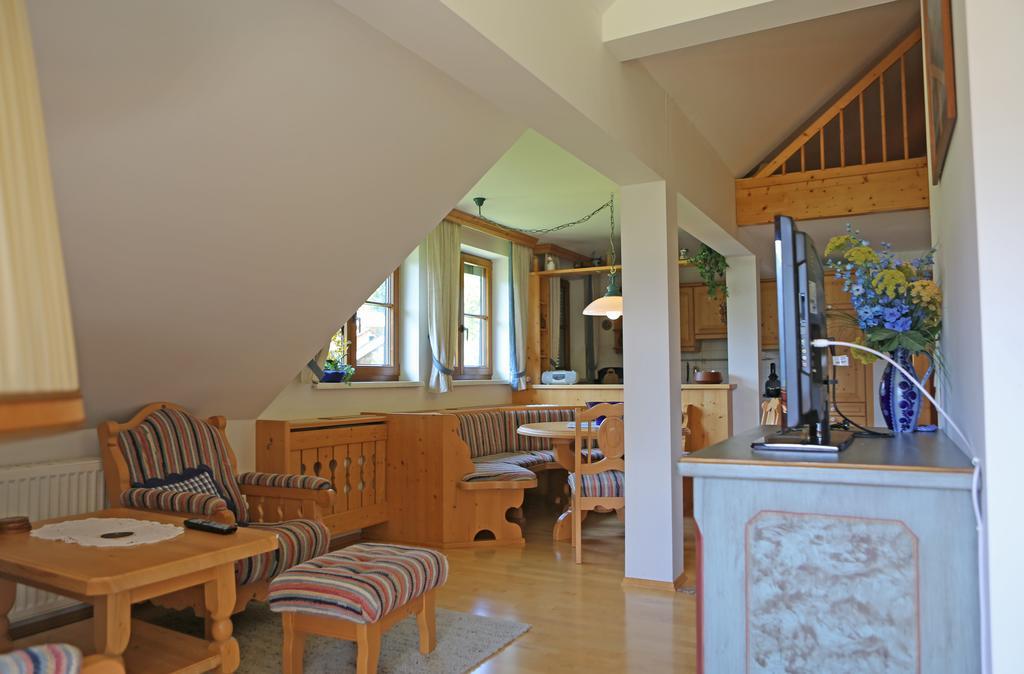 Appartementhaus Wehrenfennig Gosau Værelse billede